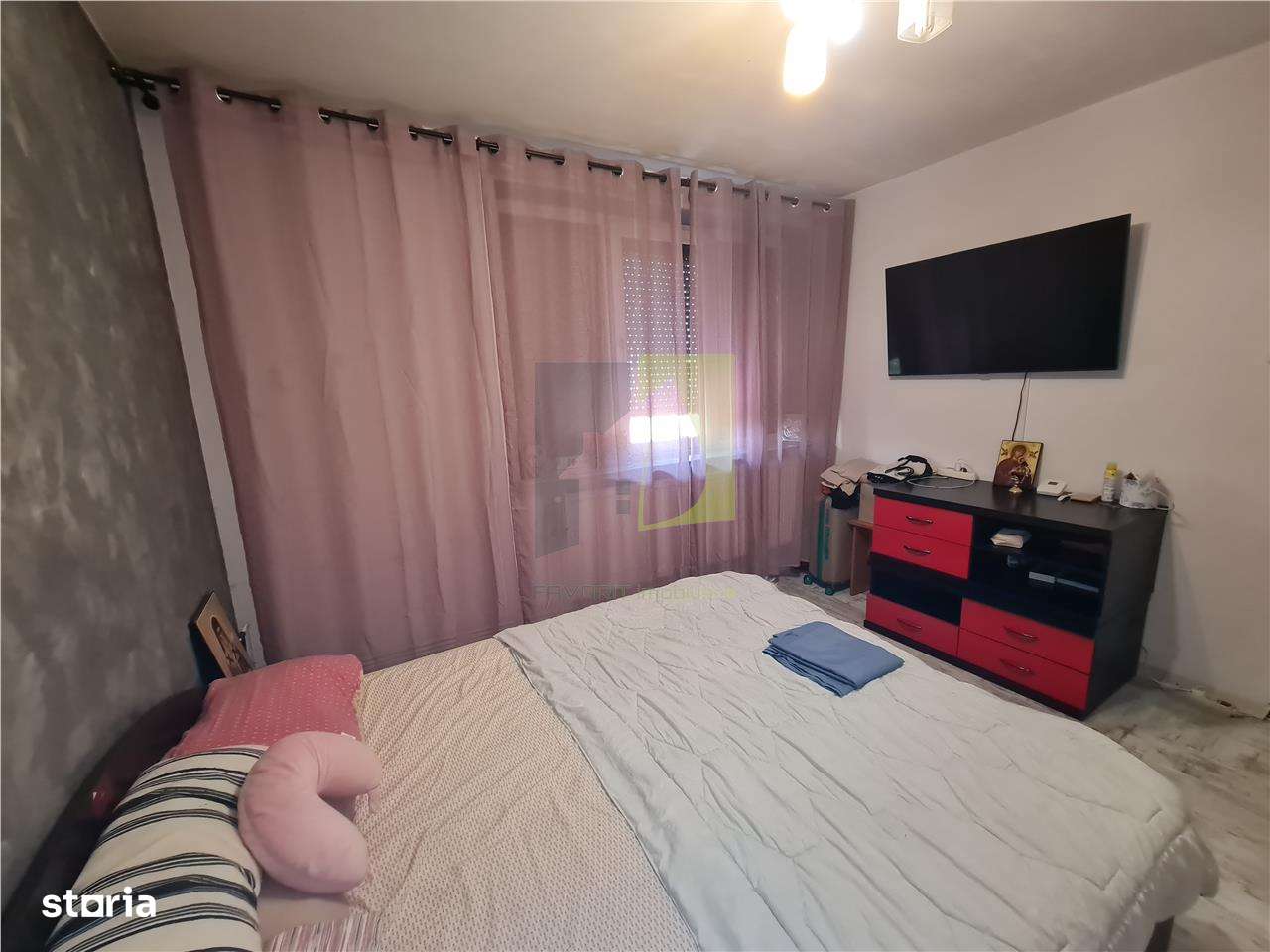 Apartament 3 camere, zona Piata Mare cu centrala-4