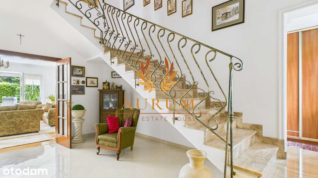 Ciepły rodzinny dom najwyższej jakości blisko lasu-5