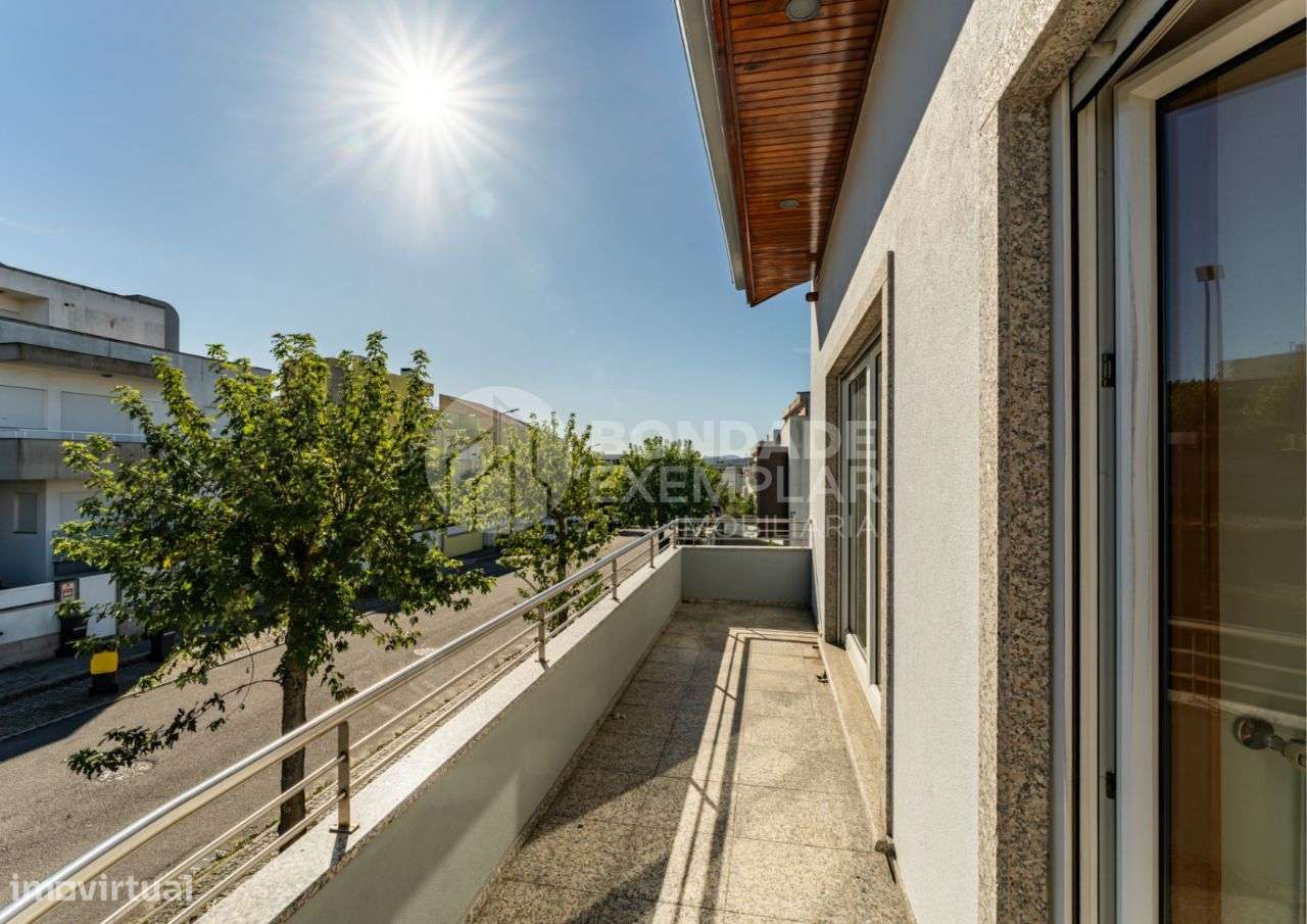 Excelente Moradia V4 - Quinta de Lousã - Valongo-7