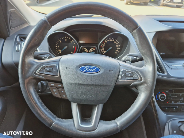 Ford Kuga 2.0 TDCi 4WD Powershift Titanium - 22