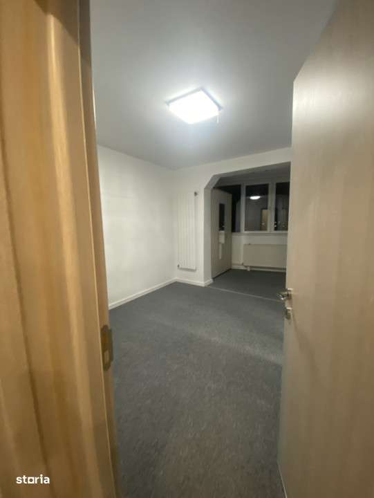 Vanzare apartament 3 camere Centrul Civic Brasov - Imagine principală: 5/19