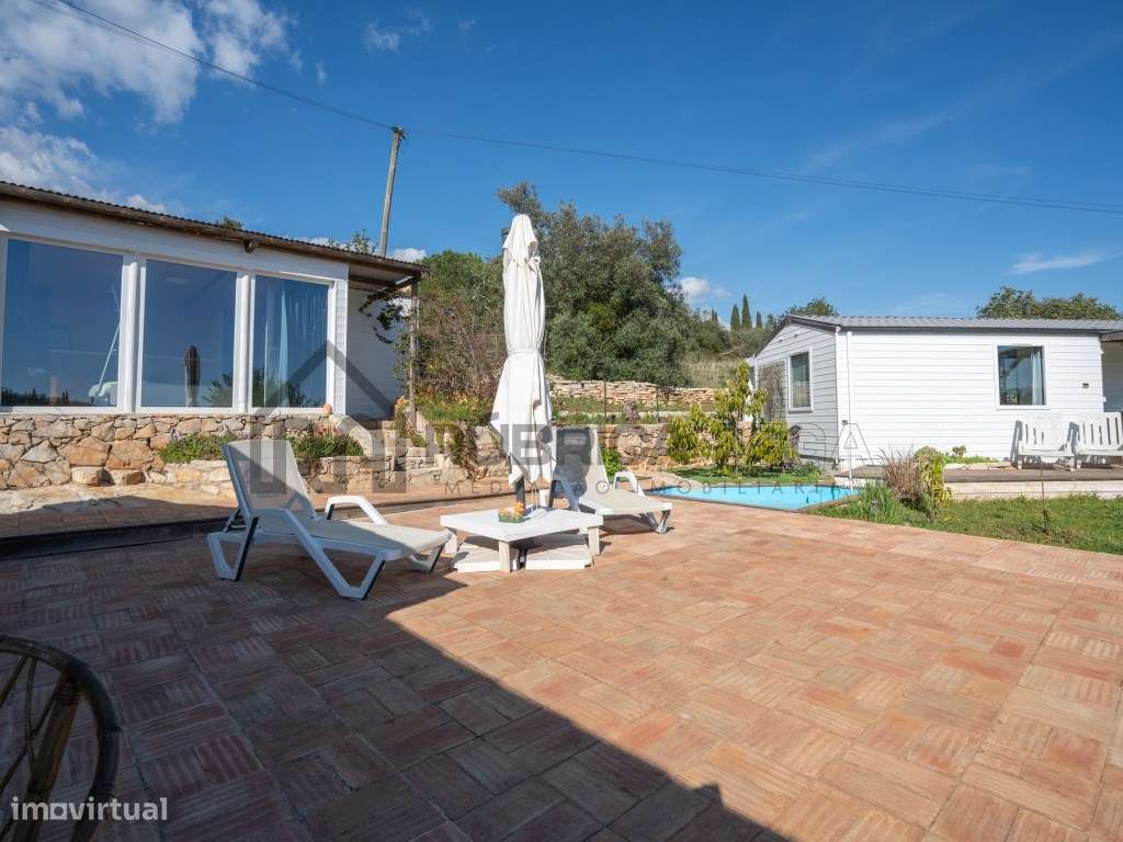 Moradia térrea de 3 quartos e piscina-57