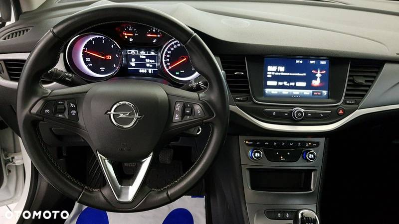 Opel Astra - 21