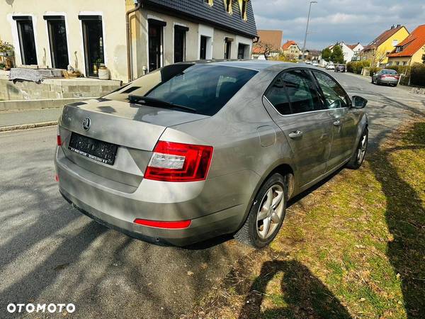 Skoda Octavia 1.4 TSI Elegance - 4