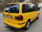 Volkswagen Sharan 1.8 5V Turbo Comfortline - 3