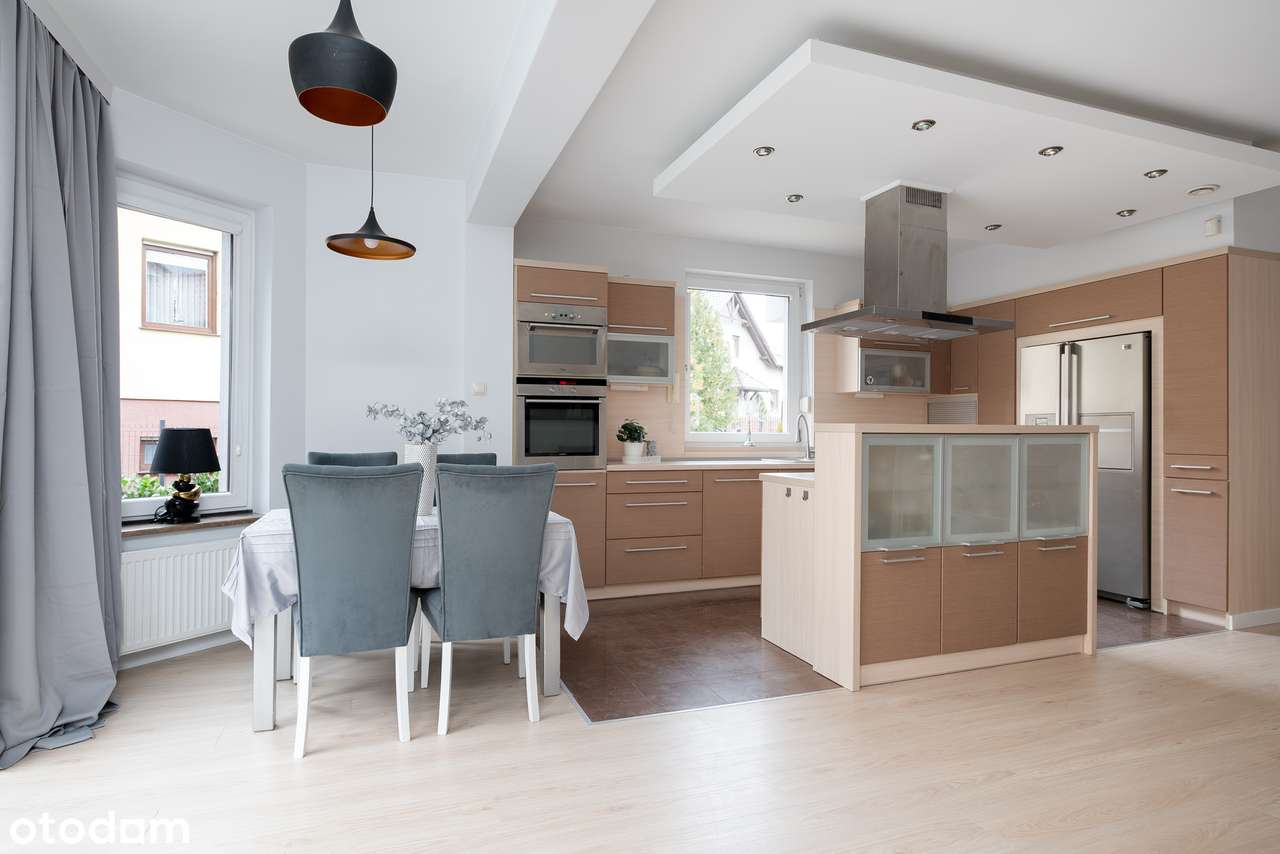 Ponadczasowy, jakościowy dom na dużej działce przy lesie - Pełny obrazek: 4/20