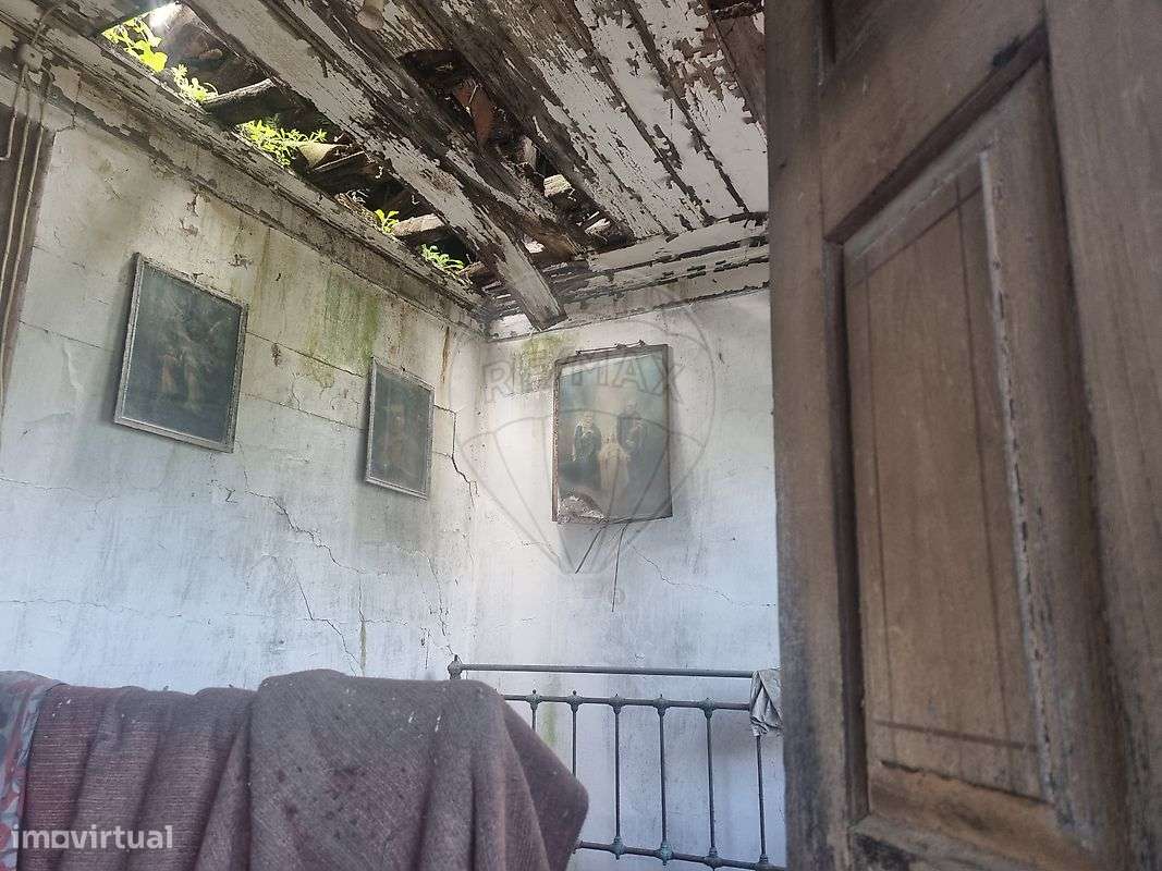 Moradia T5 para venda-15