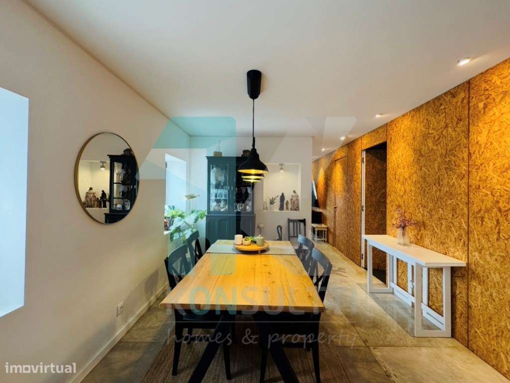 Moradia T3 + T2 em São João do Estoril - Alapraia-14