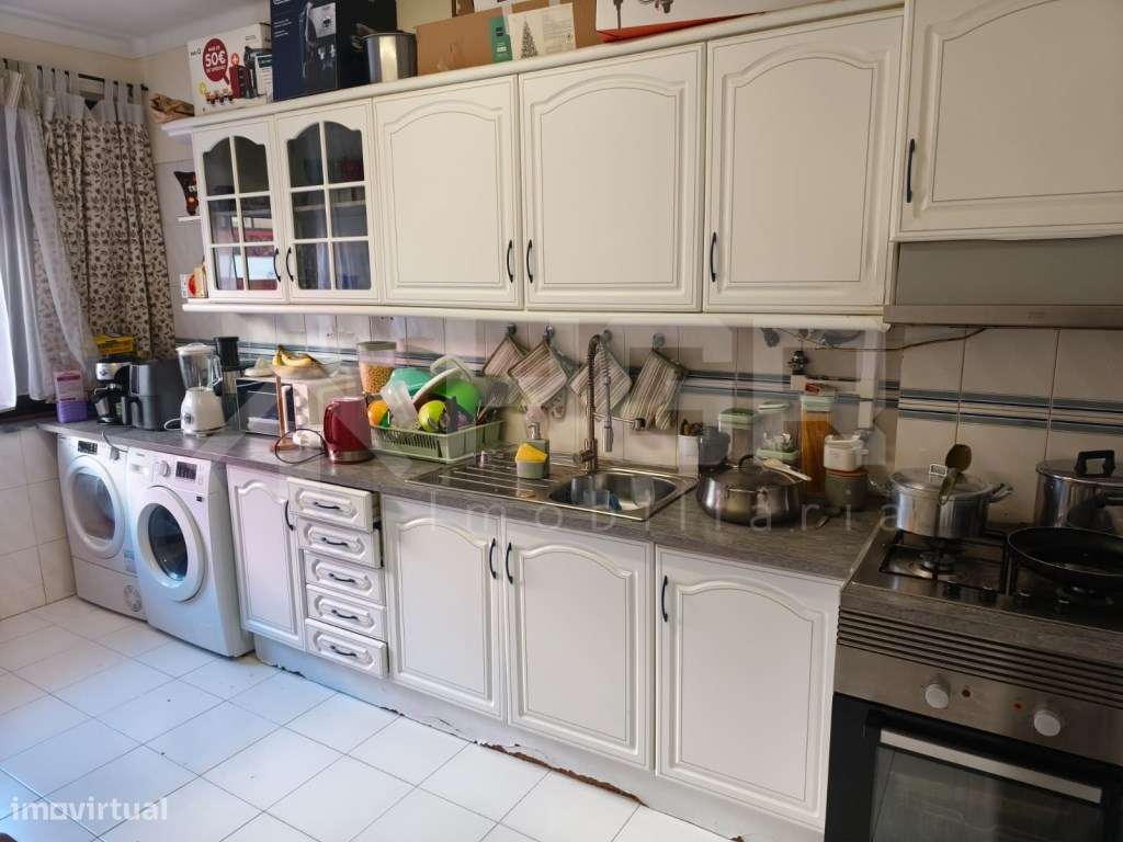 T3 | BOAS ÁREAS | 2 CASAS DE BANHO | ARRECADAÇÃO-7