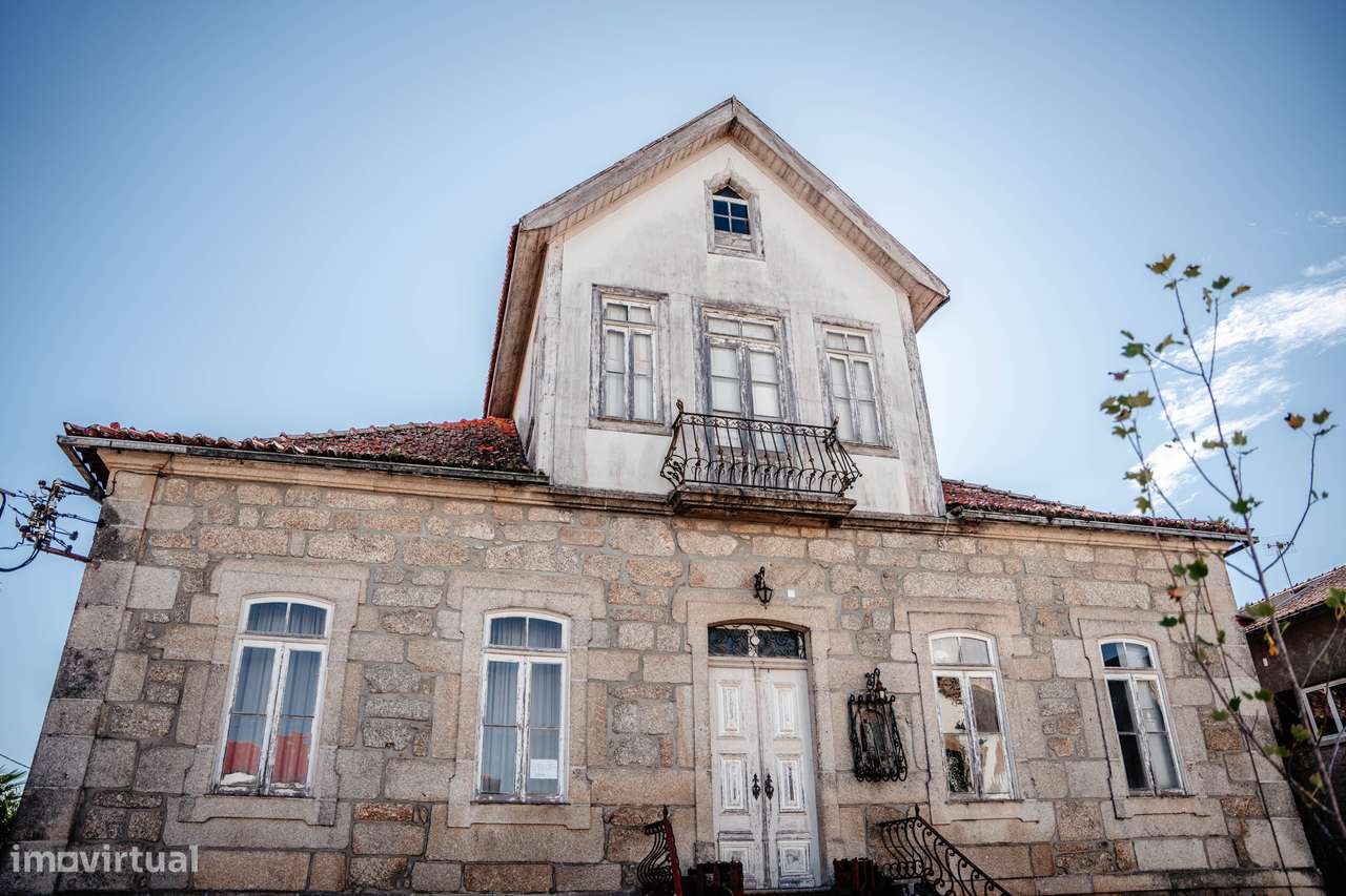 Imóvel com carácter e muito potencial de valorização.-37