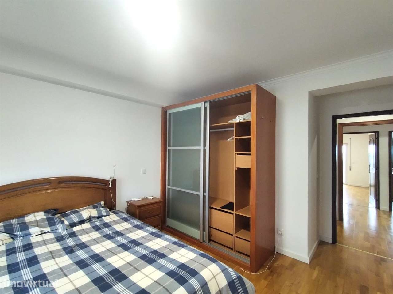 Apartamento T3 / Varandas / Marquise / Garagem / Quinta do Bispo / Lei-8