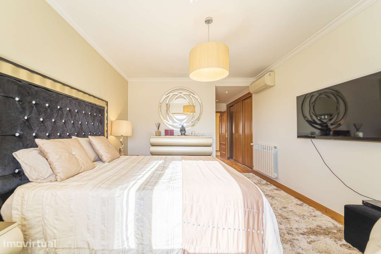 Apartamento T4 com Vista Rio no Alto do Restelo, Belém – 262 m²-33