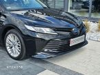 Toyota Camry - 12