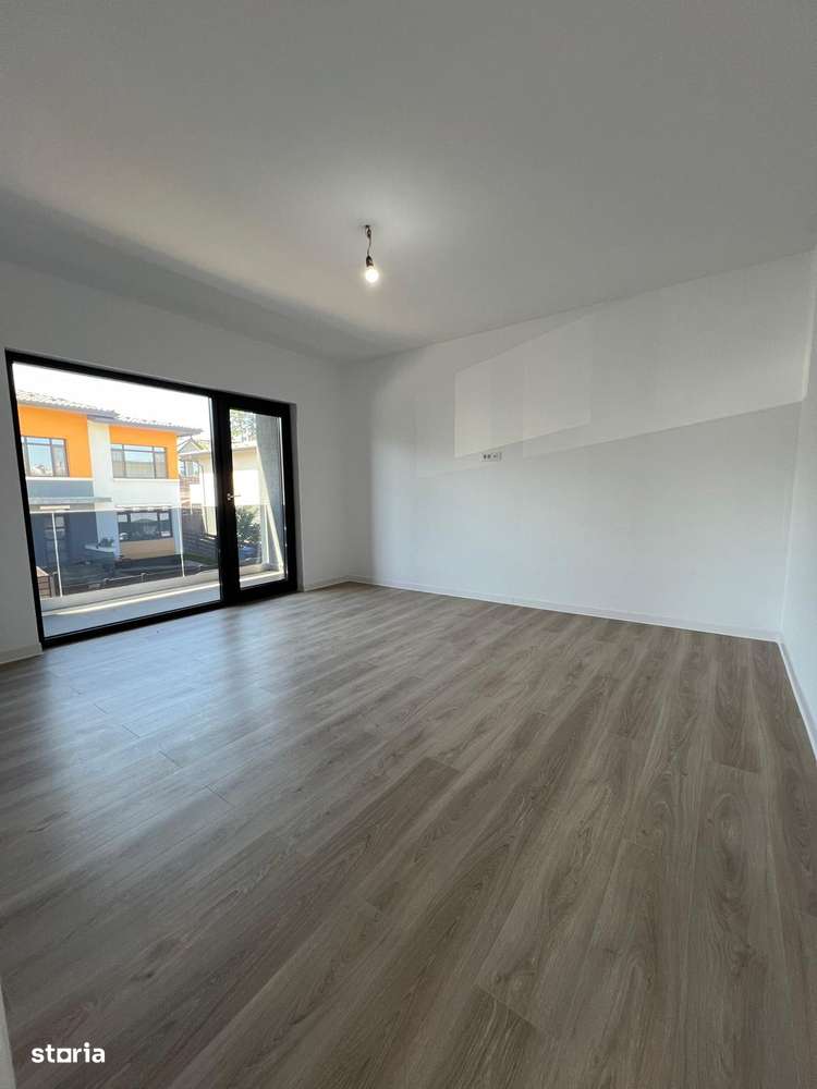 Casa de lux in Bucium - Visani, 6 camere 250 000 euro-5