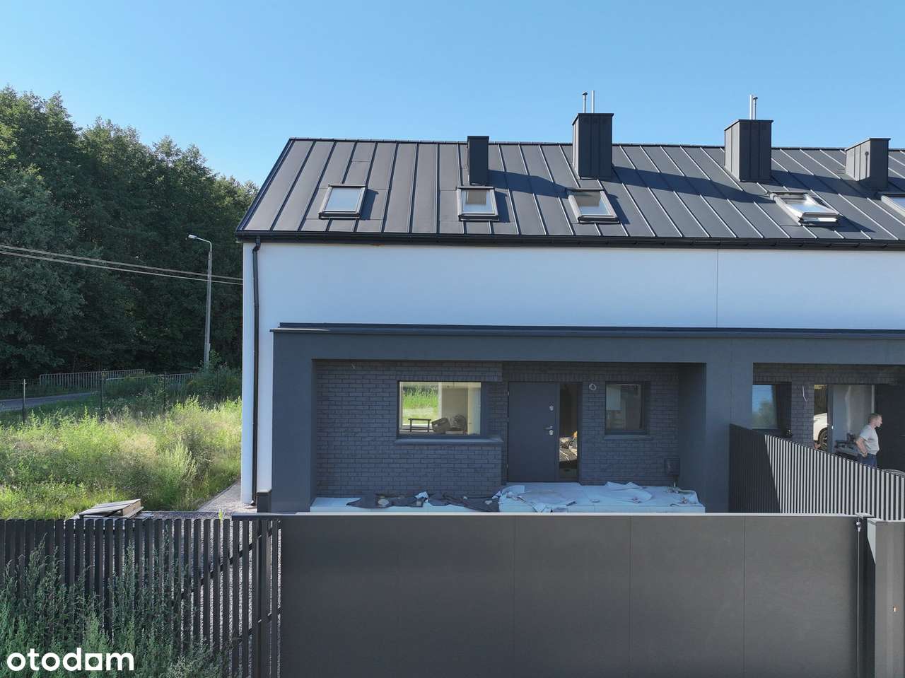 Kompaktowy bliźniak 94m2, duża działka 440m2 GOTOWY-11