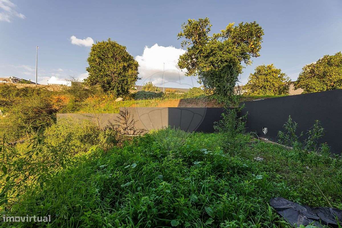 Moradia T4 para venda-13