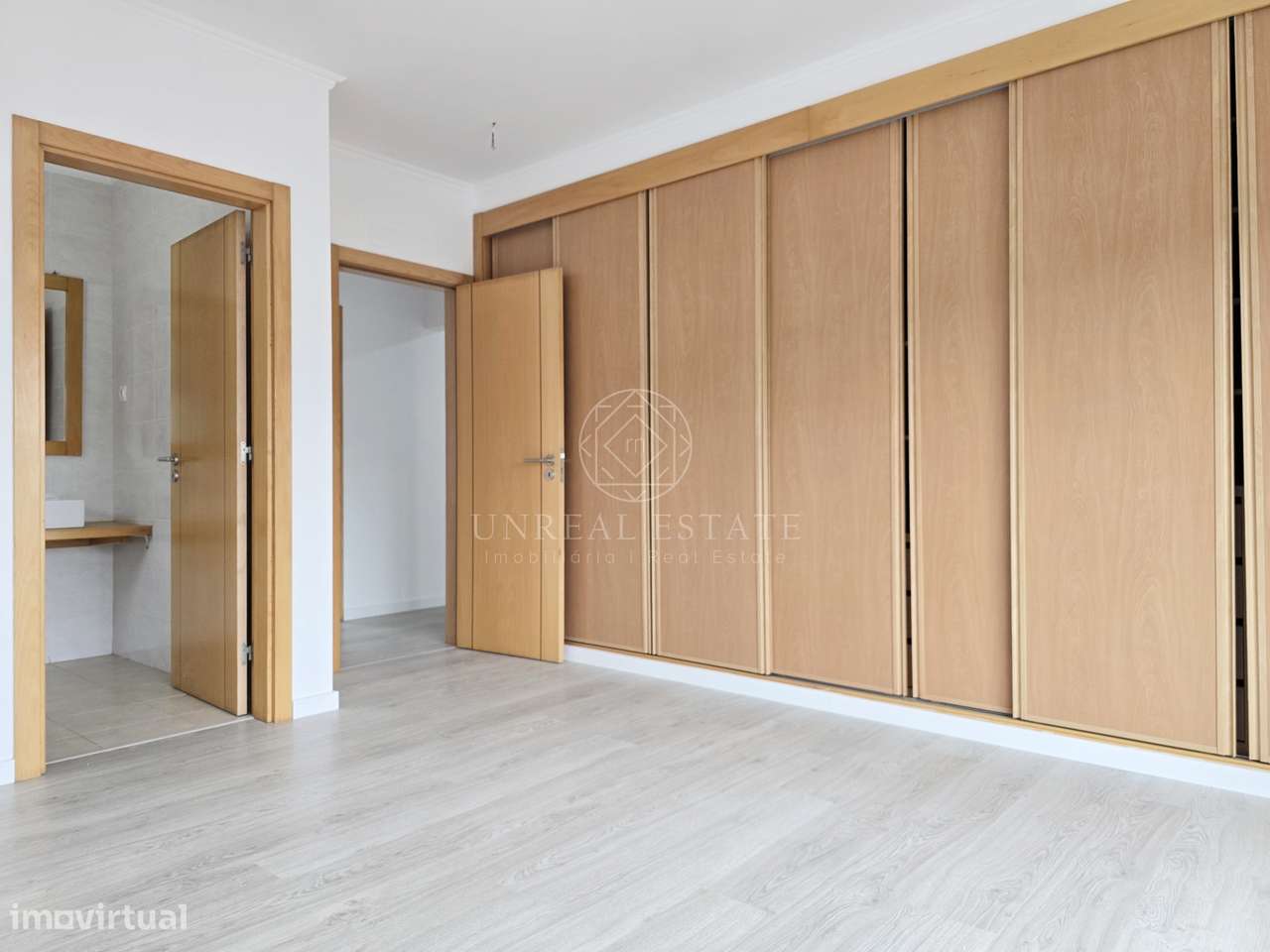 Moradia Isolada T5 Venda em Laranjeiro e Feijó,Almada-5