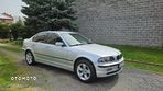 BMW Seria 3 325i - 1