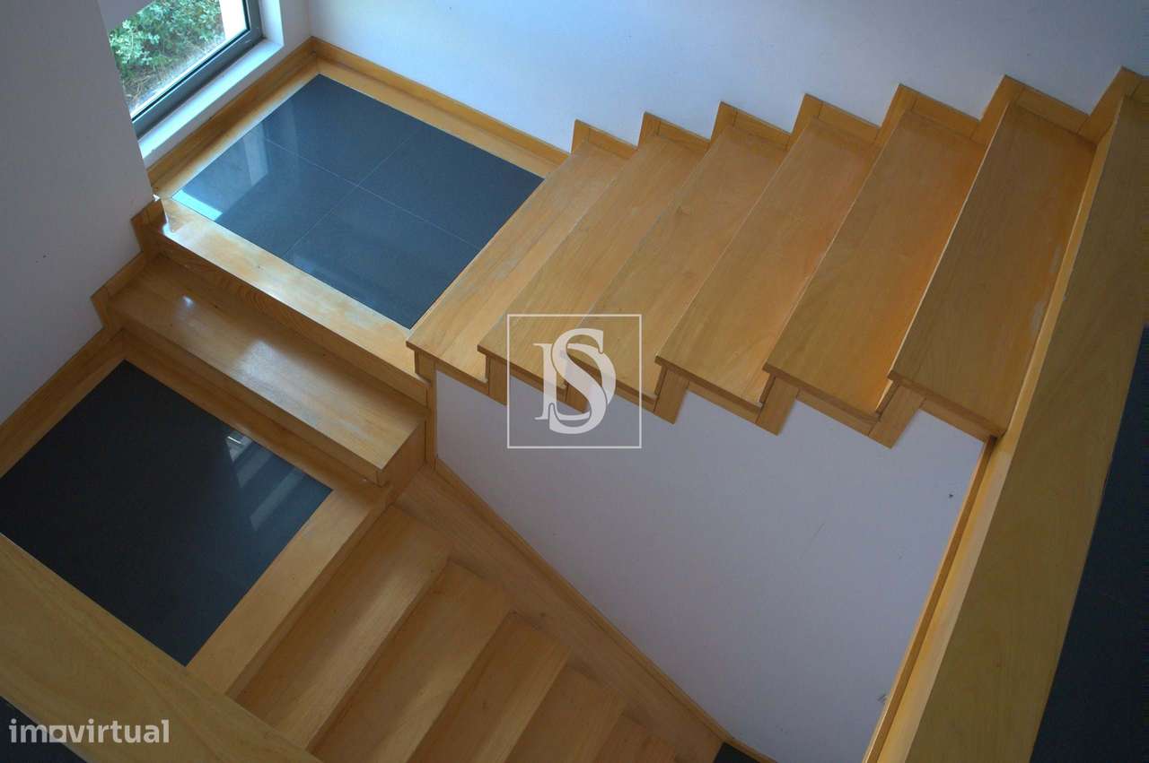 Moradia Isolada T5 em Monção-15