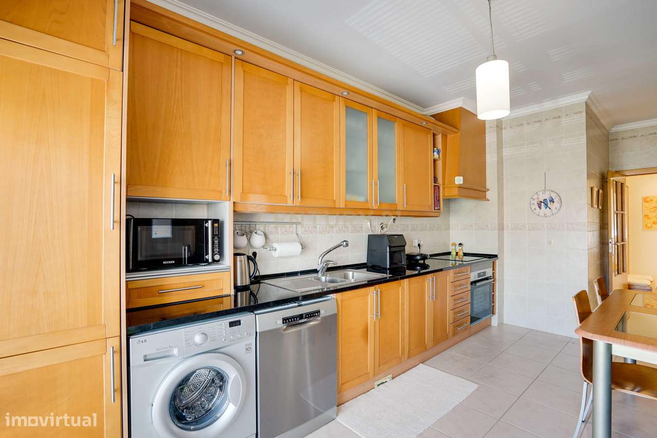 Apartamento T3 Excelentes áreas-7