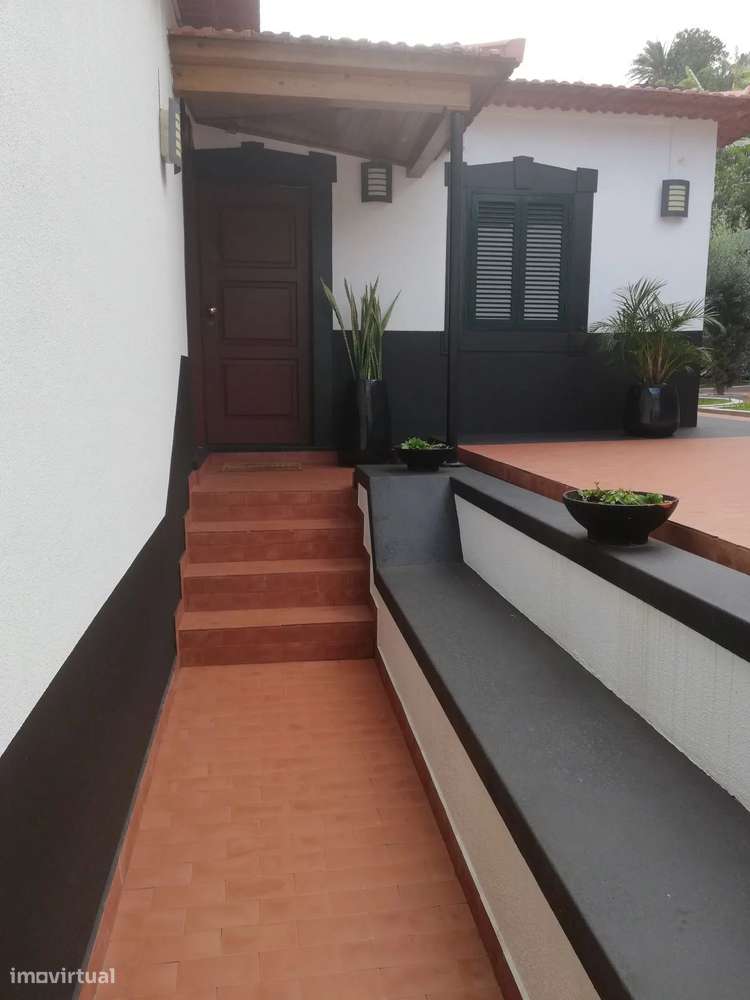 Casa T7 no centro de Santa Cruz - Grande imagem: 4/13