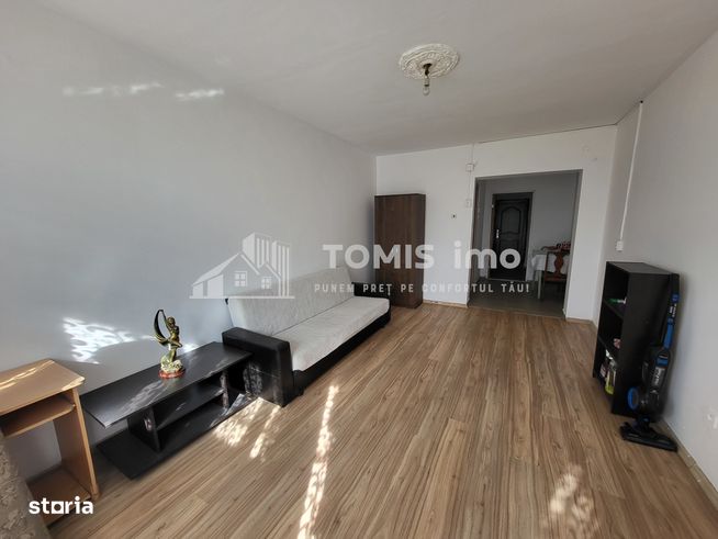 Garsonieră decomandată cu balcon-1