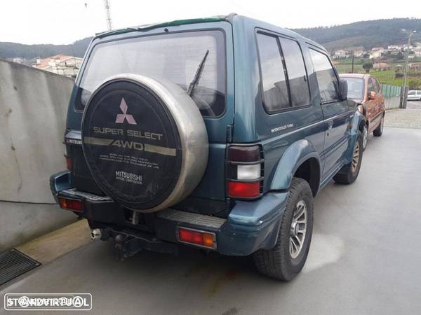 Mitsubishi Pajero 2.5Td para peças - 2