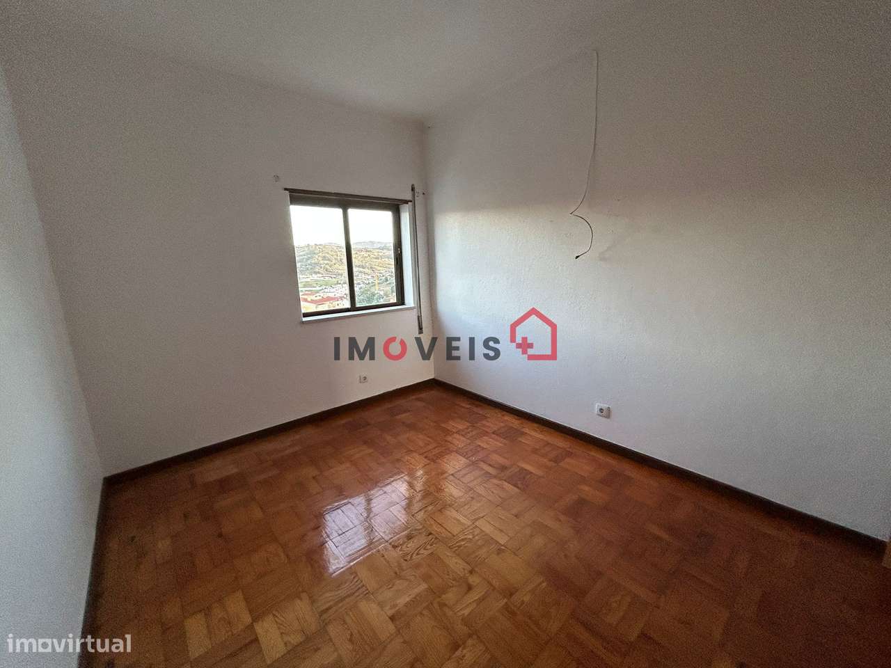 Apartamento T3 no Centro da Vila da Batalha – Último Piso, Excelent...-19