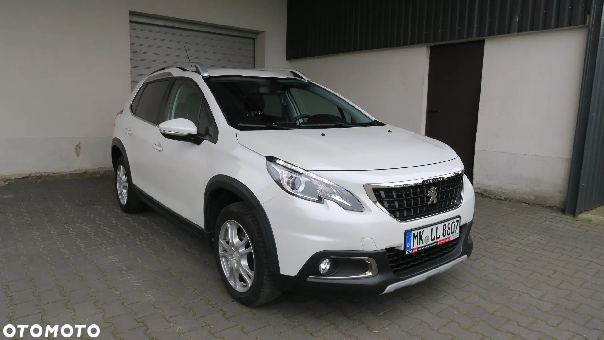 Peugeot 2008 1.2 Pure Tech Style S&S EAT6 - 1