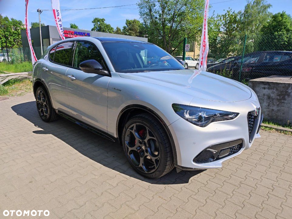 Alfa Romeo Stelvio - 3