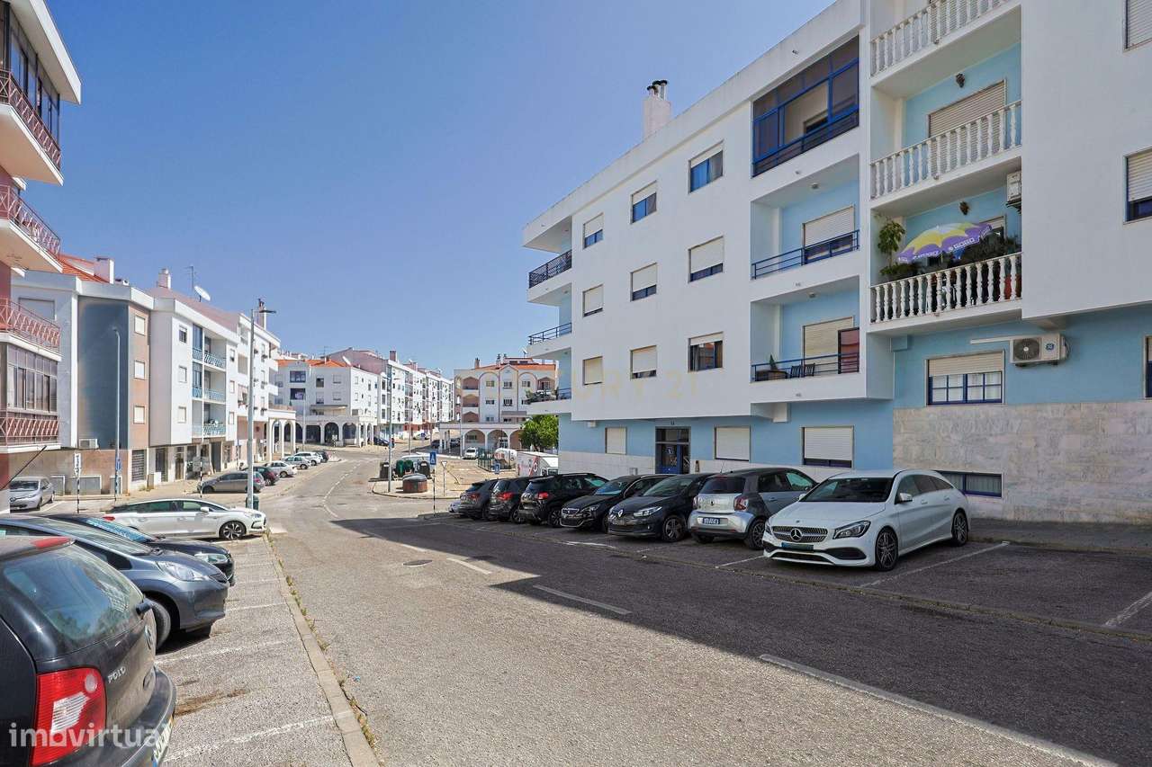 Exelente T1 na Amora com Garagem-13
