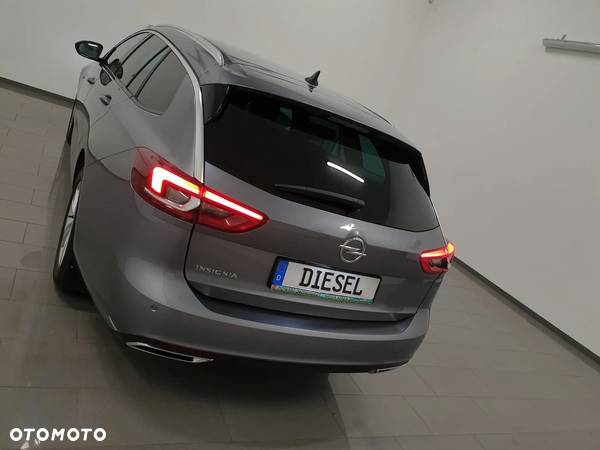 Opel Insignia 2.0 CDTI Elegance S&S - 36