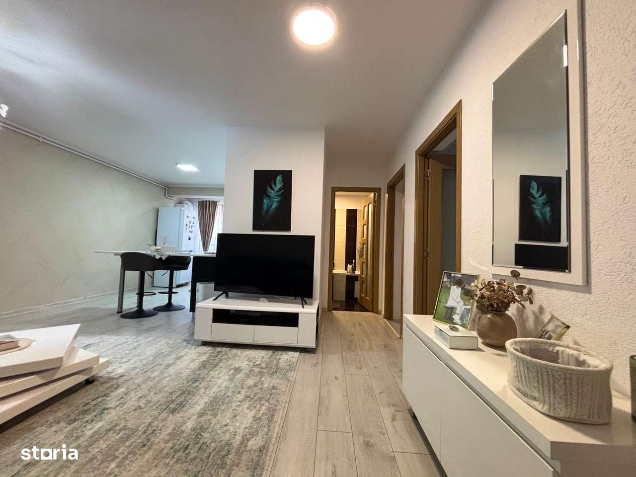 Apartament 3 camere mobilat utilat zona Strand 2-3