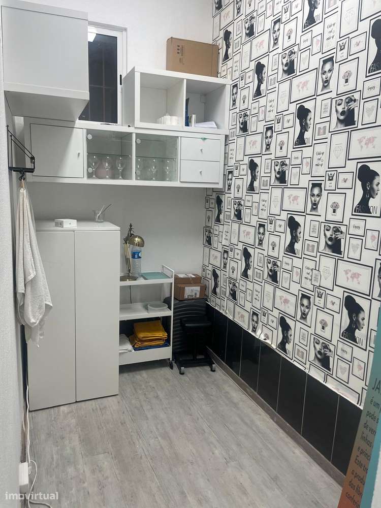Trespasse de Cabeleireiro ou Centro de Estétita - Grande imagem: 2/8