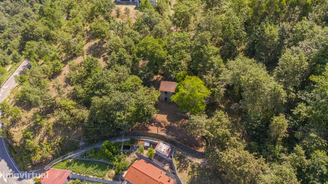 Moradia em Chamoim próxima ao Geres - Grande imagem: 4/17