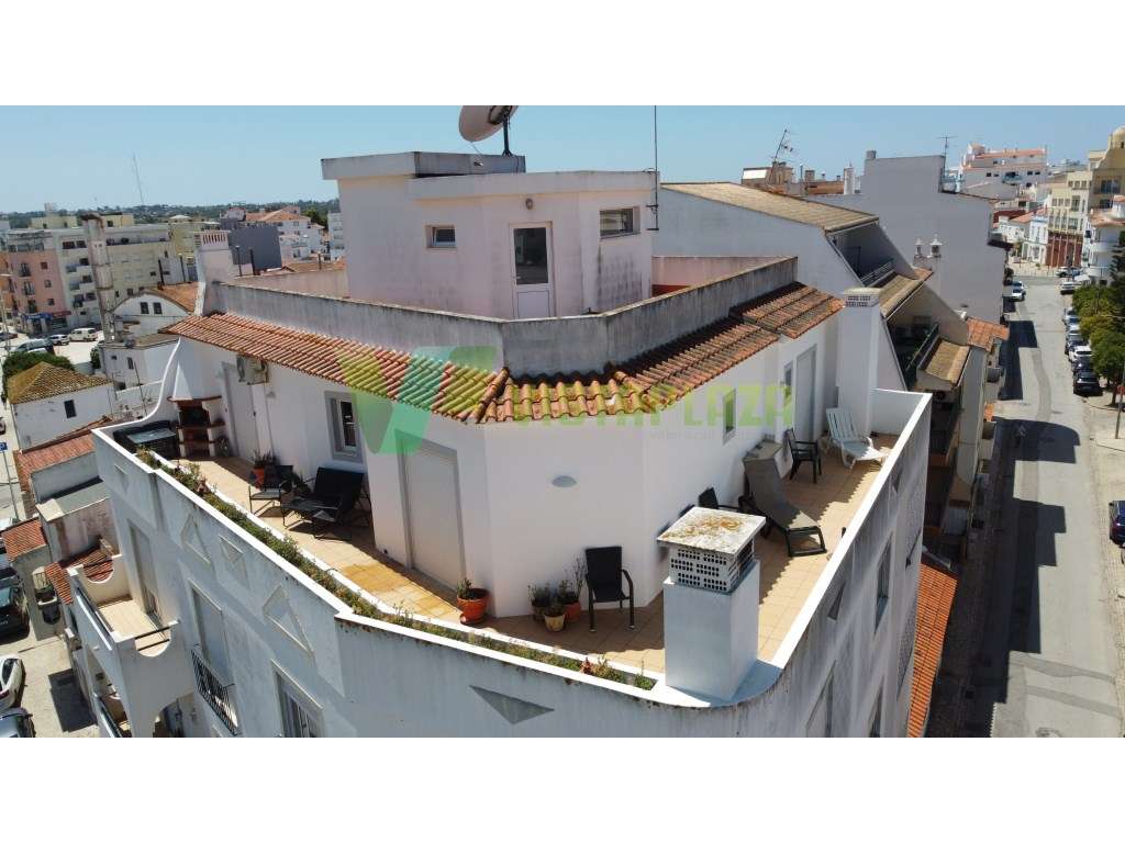 Penthouse T2 em Lagoa, Excelente Estado de Conservação - Grande imagem: 5/29