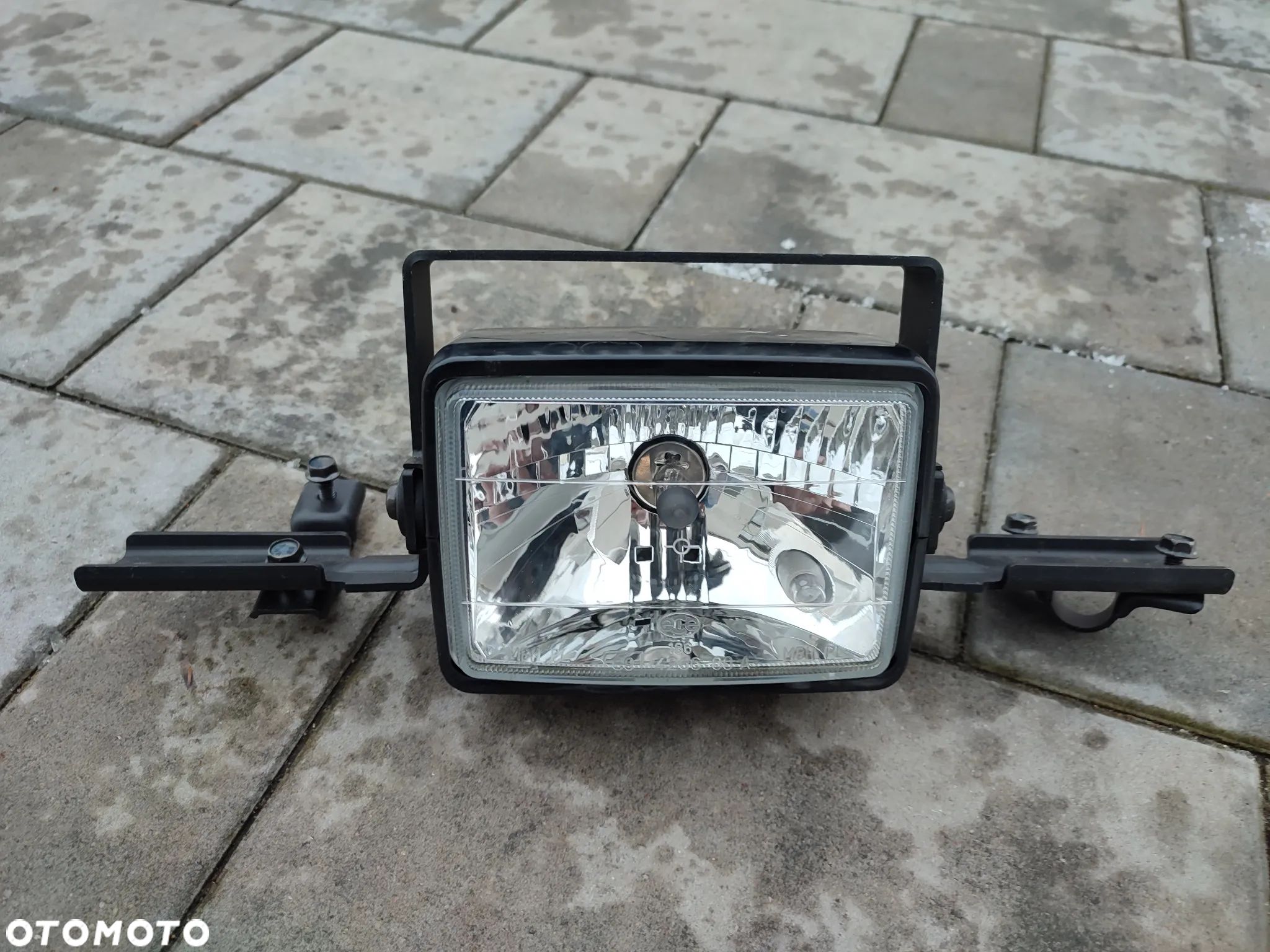 Lampa przód, reflektor, halogen motocyklowy, stelaż halogenu - 1