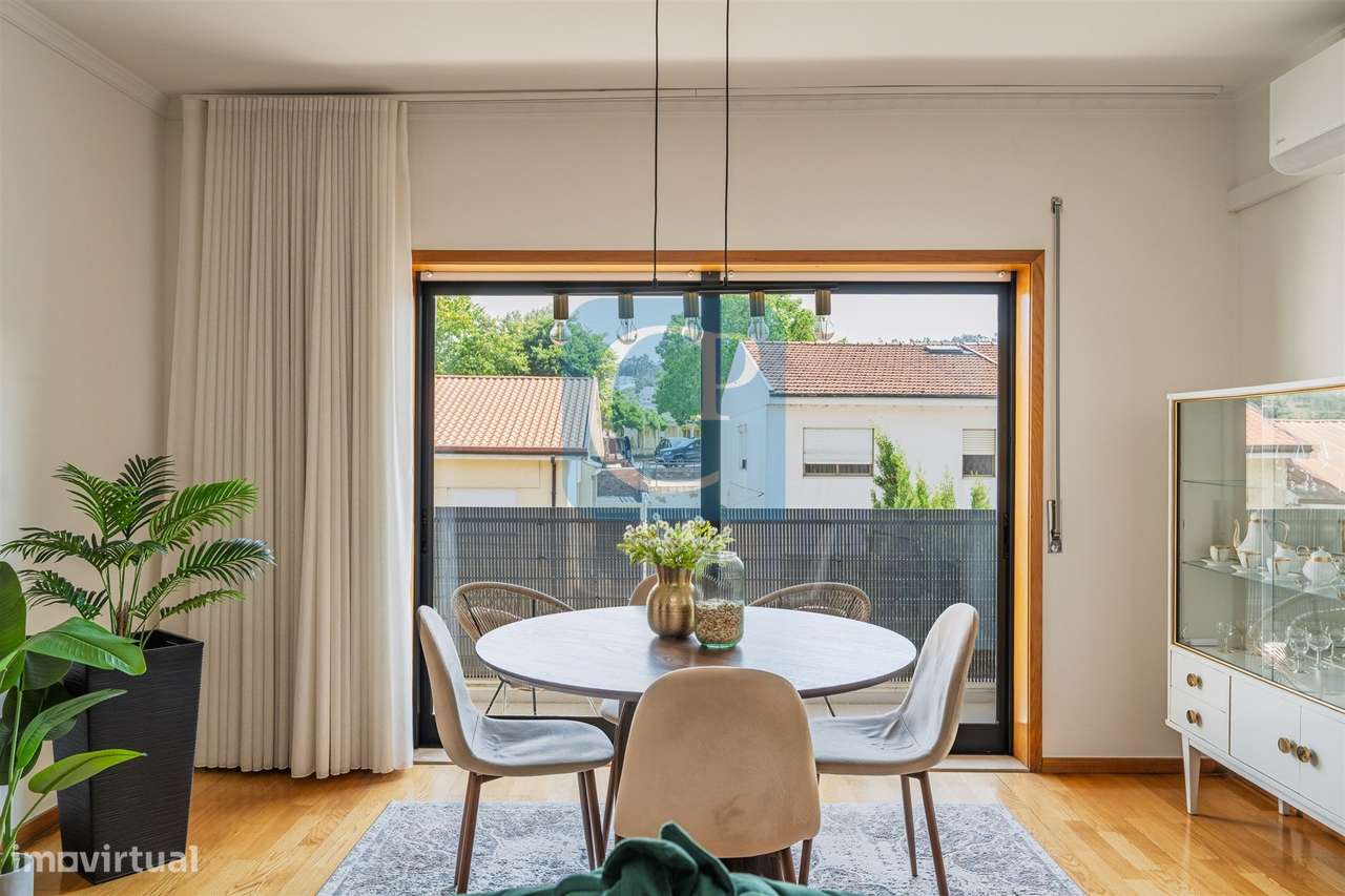 Apartamento T2 duplex no centro de Valongo-6
