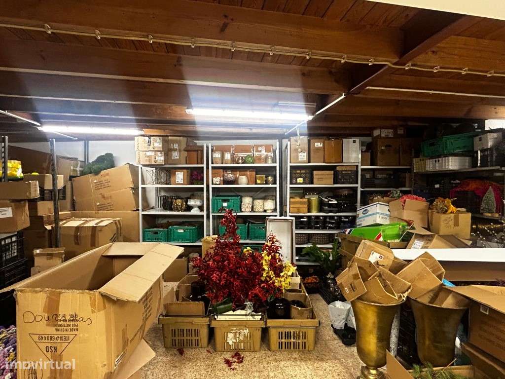 Venda de Espaço Comercial com Negócio em Pleno Funcionamento inseri...-7