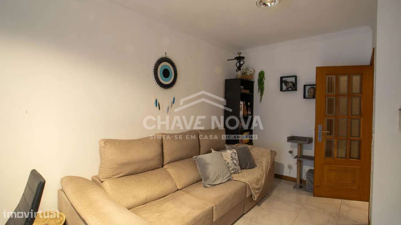 T1+1 c/ Terraço e Lugar de Garagem em Vilar do Paraíso-6