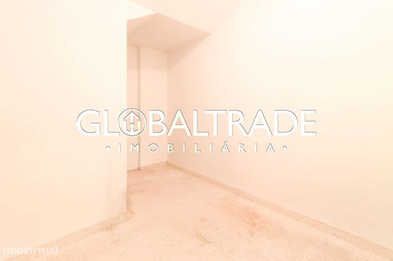 Apartamento T2 com Terraço em Baguim do Monte-26