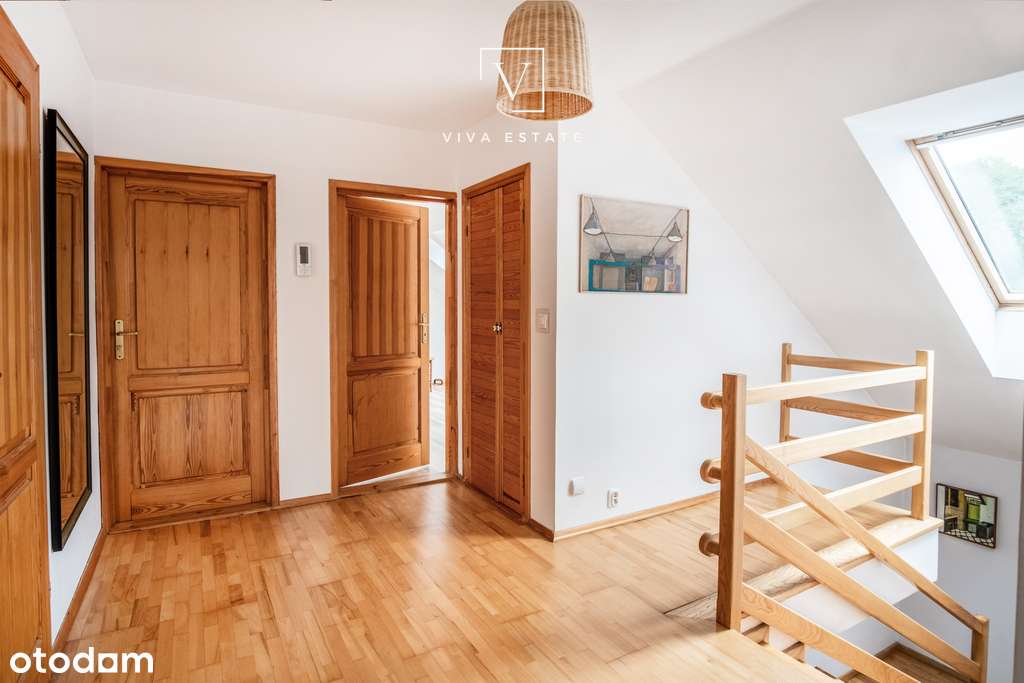 Rodzinny dom w otoczeniu zieleni-15