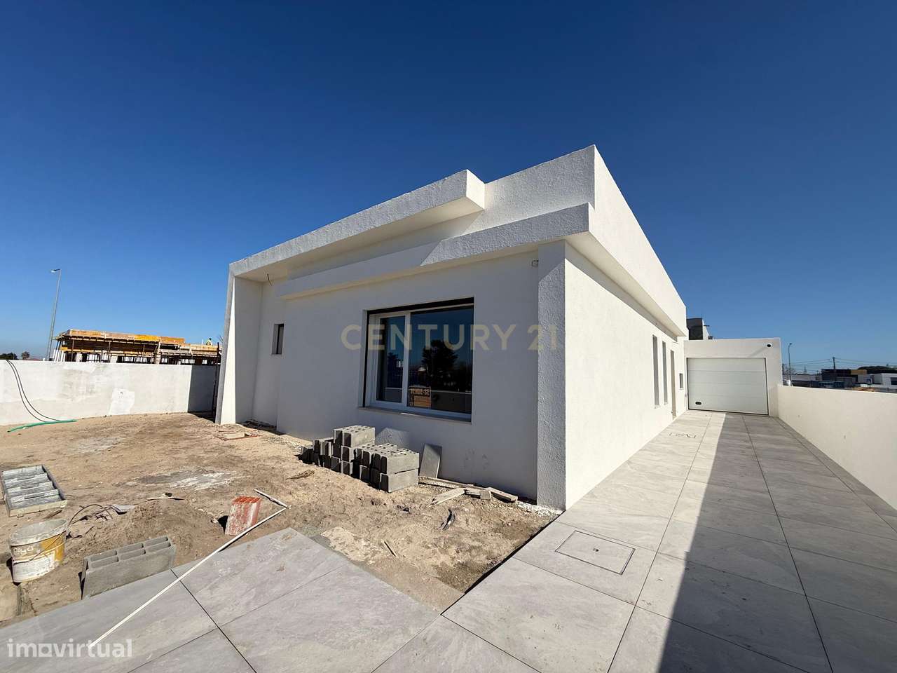 Moderna Moradia T3 em Azeitão, Setúbal - Em Construção-1