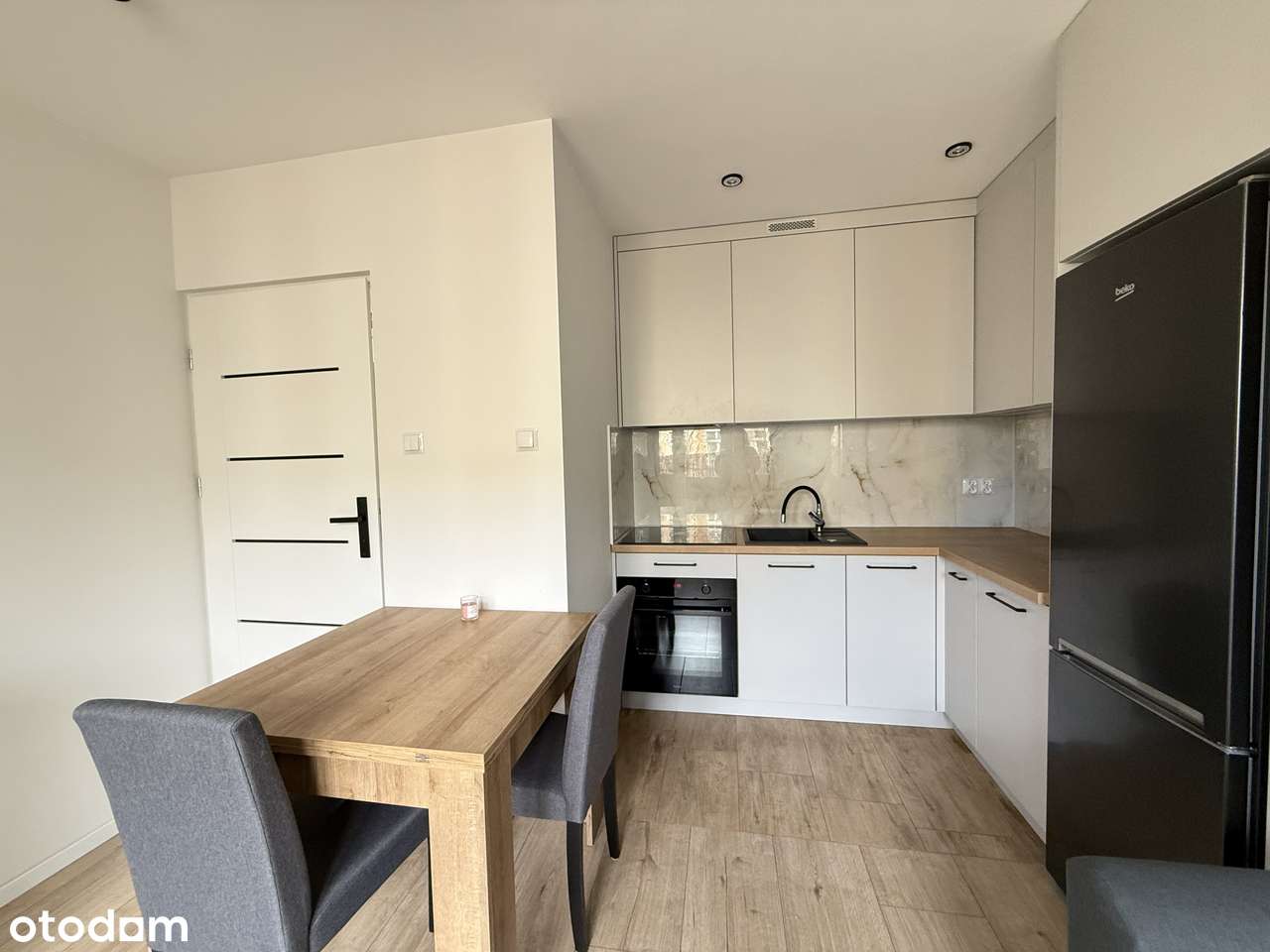 2 pokoje Górna, ul. Astronautów, pierwszy najem. - Pełny obrazek: 4/13