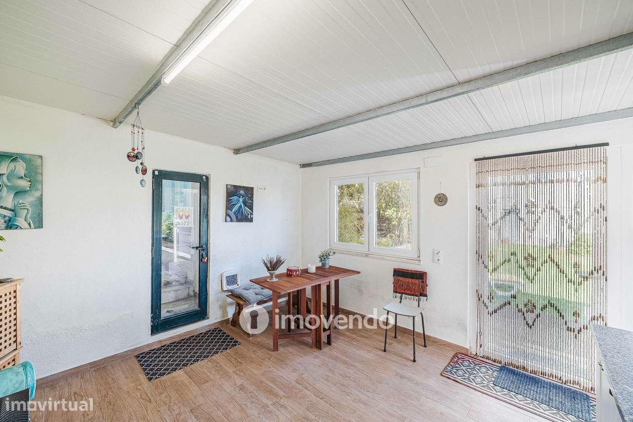 Moradia T3 mais Anexo T1 e Anexo T0 independentes, em Barcarena-40