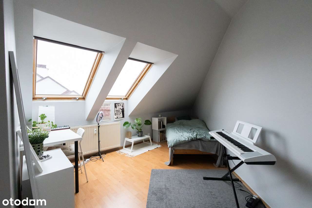 4 pokoje. 80m2 po podłodze. Balkon. Bez piecyka gazowego.-2