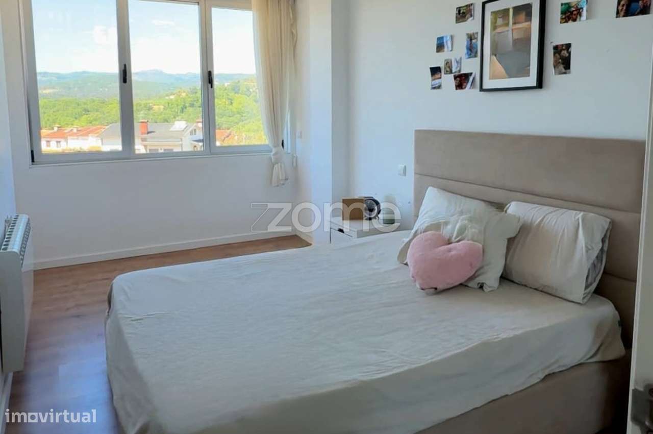 Apartamento T3 +1 Totalmente Renovado-9