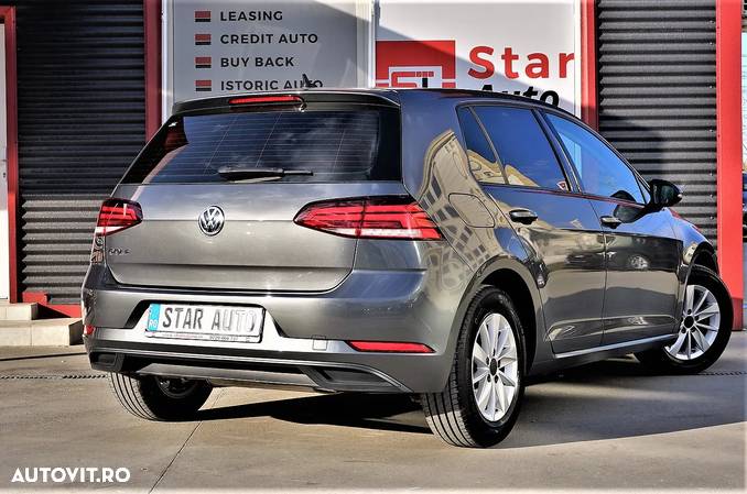 Volkswagen Golf 1.6 TDI Highline - 7