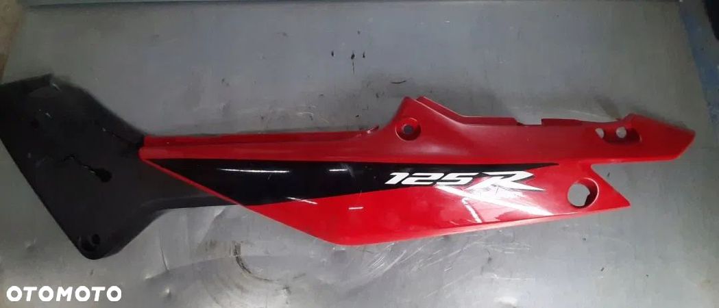 Honda CBR 125 R 06r bok boczek owiewka boczna ogon - 1