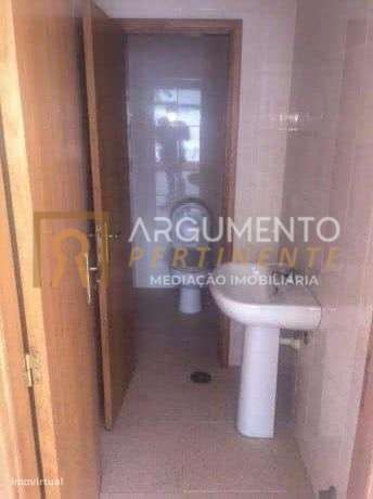 Loja  Venda em Cidade da Maia,Maia - Grande imagem: 4/8